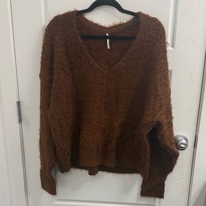 Free People Fuzzy Eyelash Knit V-Neck Sweater Brown Oversized Pullover Medium